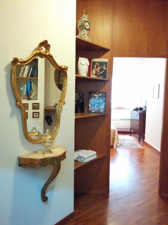 Napoli Porta Di Mare Bed & Breakfast Cameră foto
