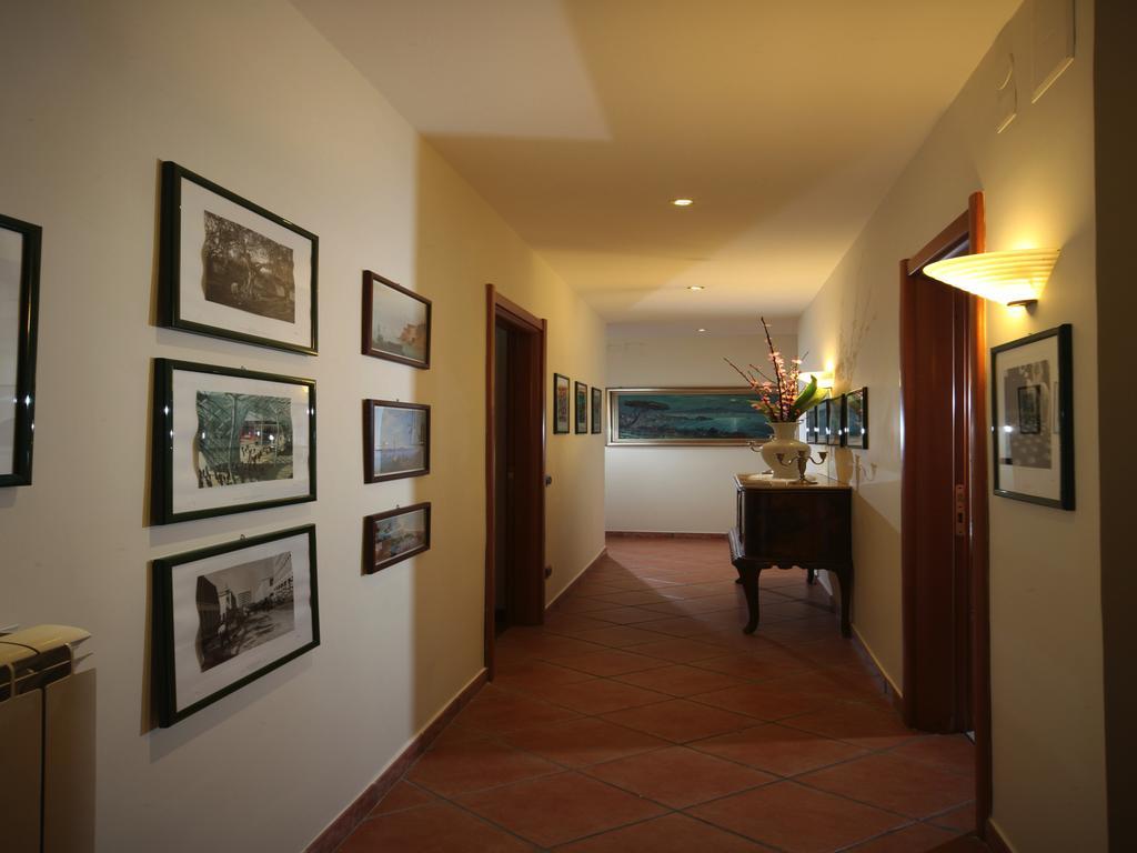 Napoli Porta Di Mare Bed & Breakfast Exterior foto