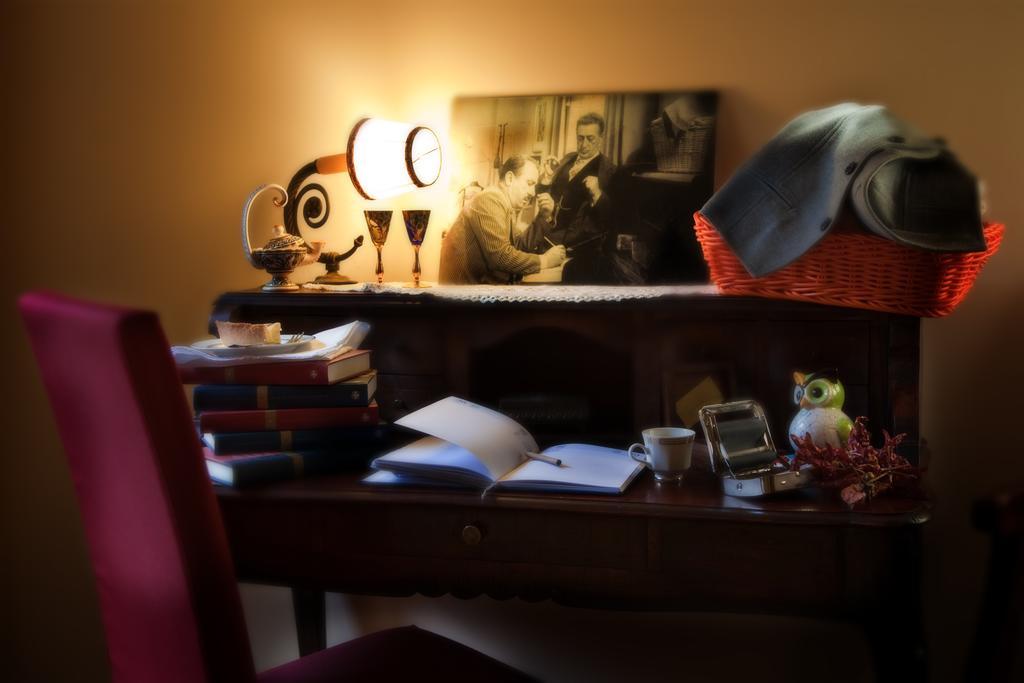 Napoli Porta Di Mare Bed & Breakfast Cameră foto