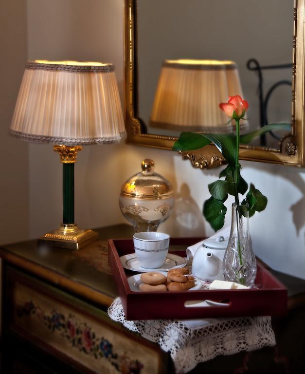 Napoli Porta Di Mare Bed & Breakfast Cameră foto